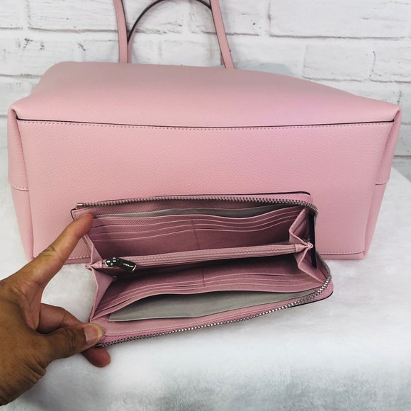 2PCS Coach Town Leather Tote Wallet Set - Picture 5 of 8